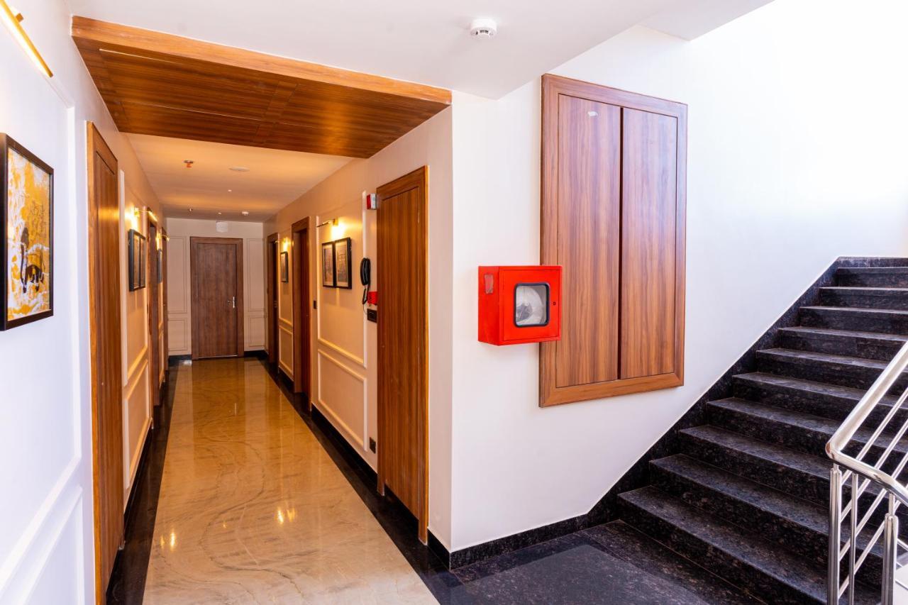אודייפור Raghunandan Palace - A Premier Boutique Stay, City Center & 500 Meters From City Railway Station מראה חיצוני תמונה