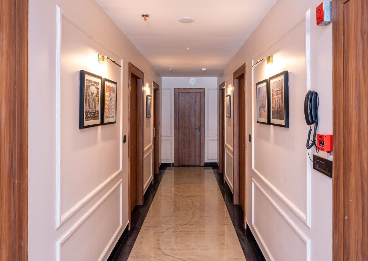 אודייפור Raghunandan Palace - A Premier Boutique Stay, City Center & 500 Meters From City Railway Station מראה חיצוני תמונה