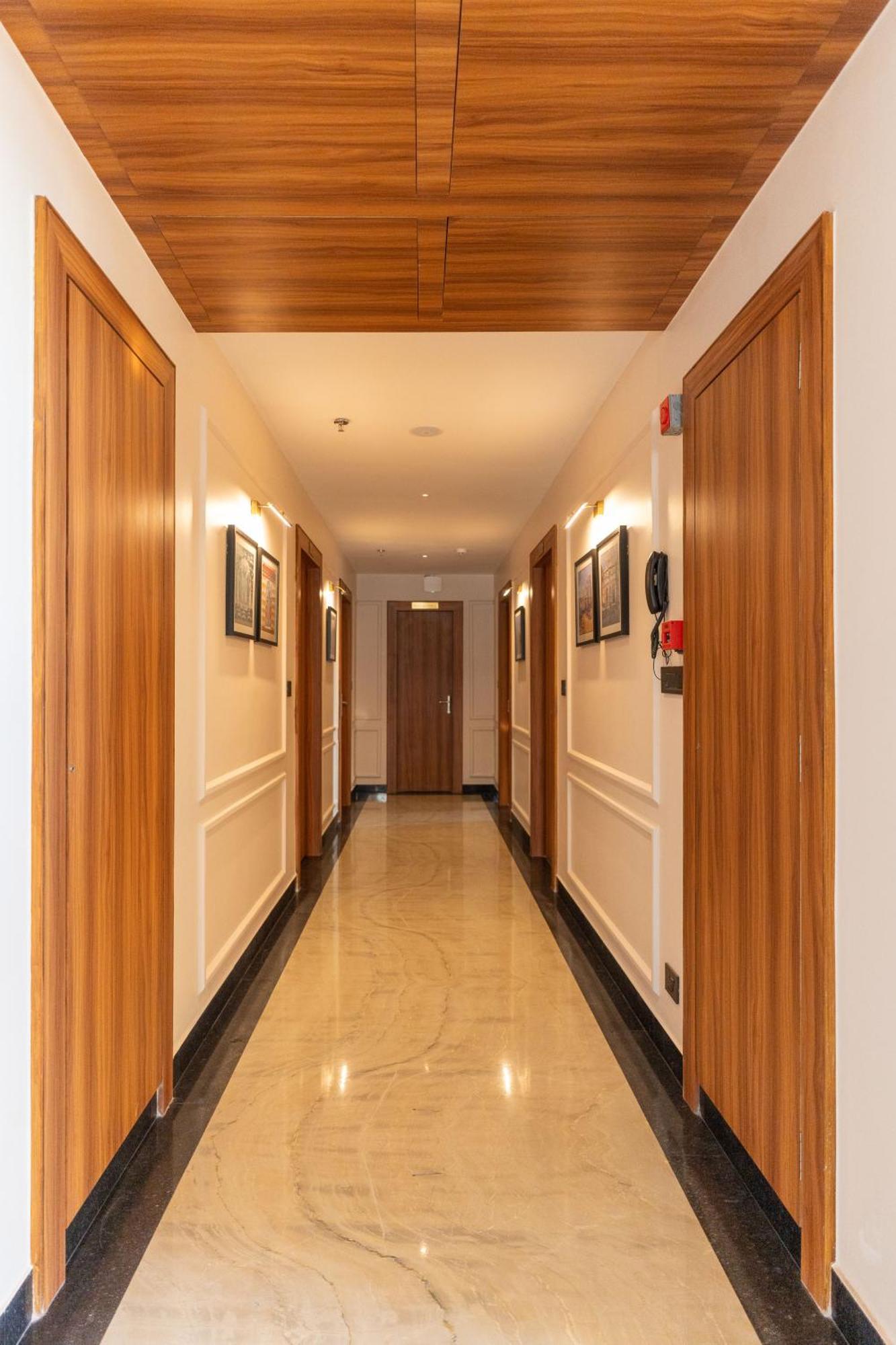 אודייפור Raghunandan Palace - A Premier Boutique Stay, City Center & 500 Meters From City Railway Station מראה חיצוני תמונה