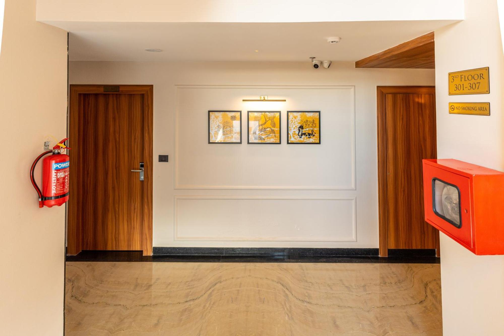 אודייפור Raghunandan Palace - A Premier Boutique Stay, City Center & 500 Meters From City Railway Station מראה חיצוני תמונה